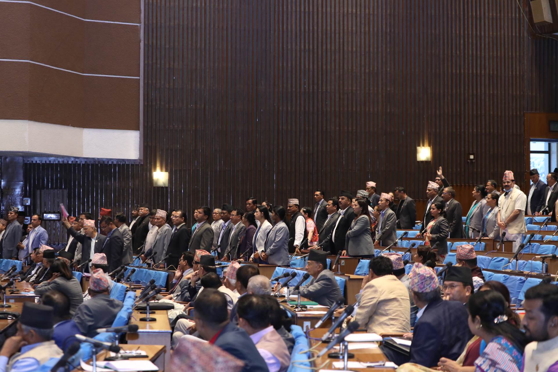 कानुन निर्माणको मूल थलोमै मर्यादाको प्रश्न !