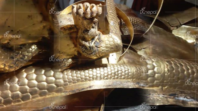 पशुपतिमा जलहरी पुनर्स्थापित हुँदै