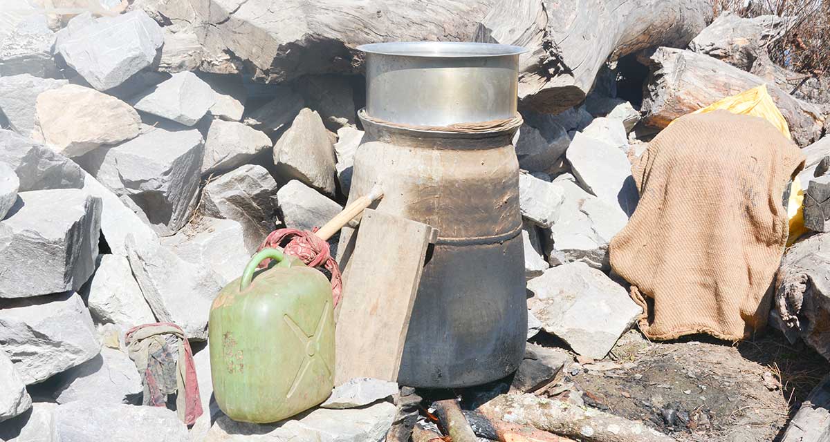 घरेलु मदिराको ‘ब्राण्डिङ’ कति सहज ?