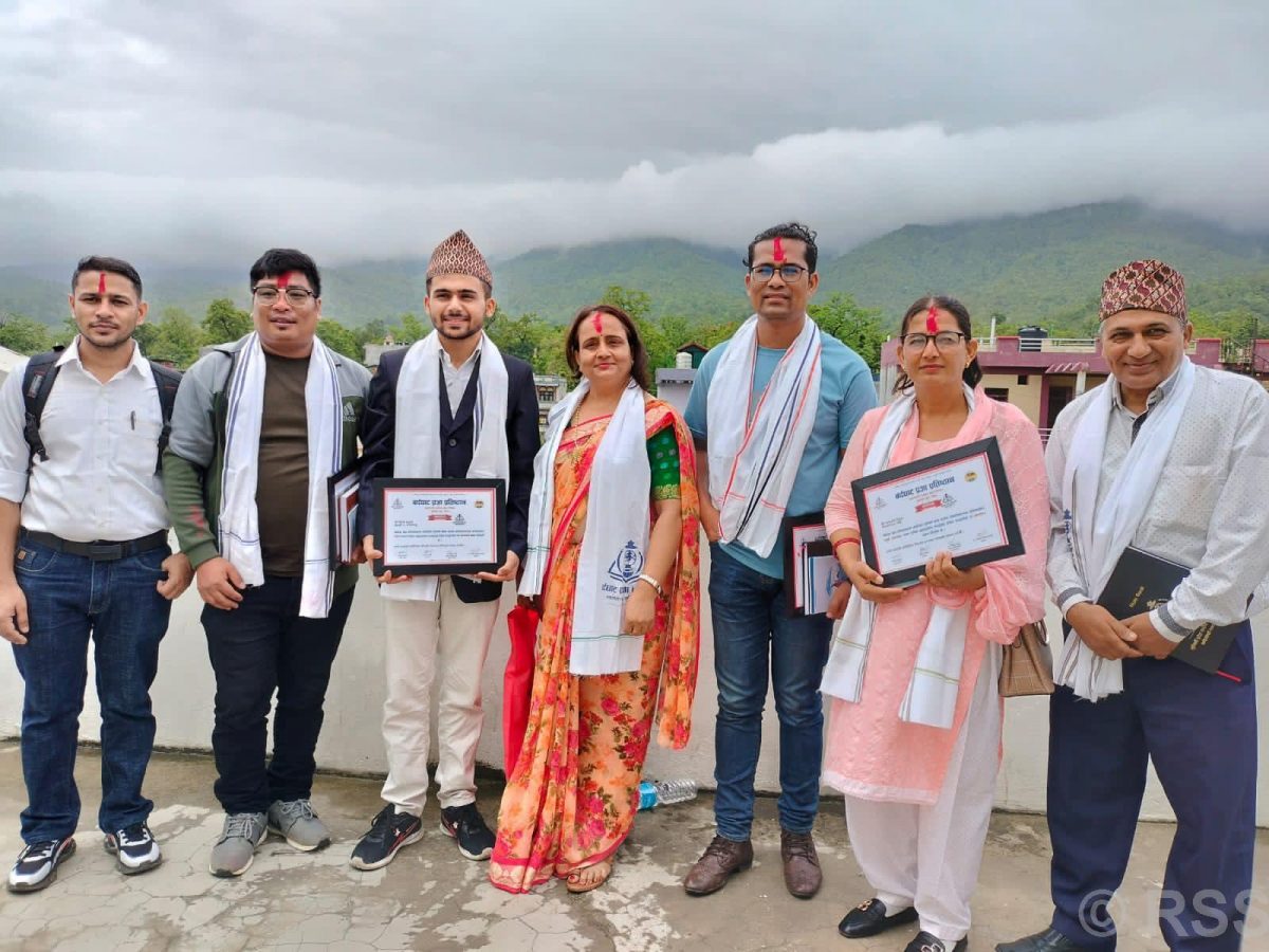 प्रिय पत्रकार! के यो कविता अखबारमा छापिन्छ?