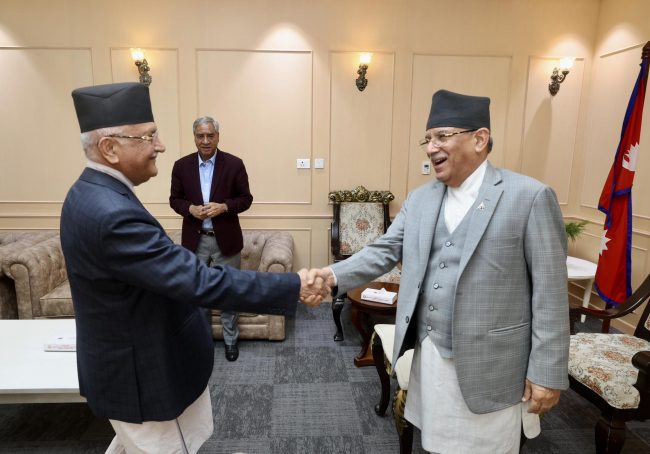 कांग्रेसलाई सरकारकै त्रास, सरकारमा माओवादी हाबी