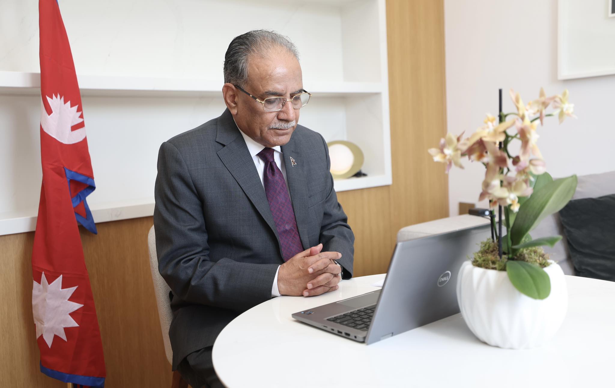 नेपाल भ्रमणमा रहेका चिनियाँ नेता जियाजुनसँग प्रधानमन्त्री प्रचण्डले गरे भिडियो संवाद