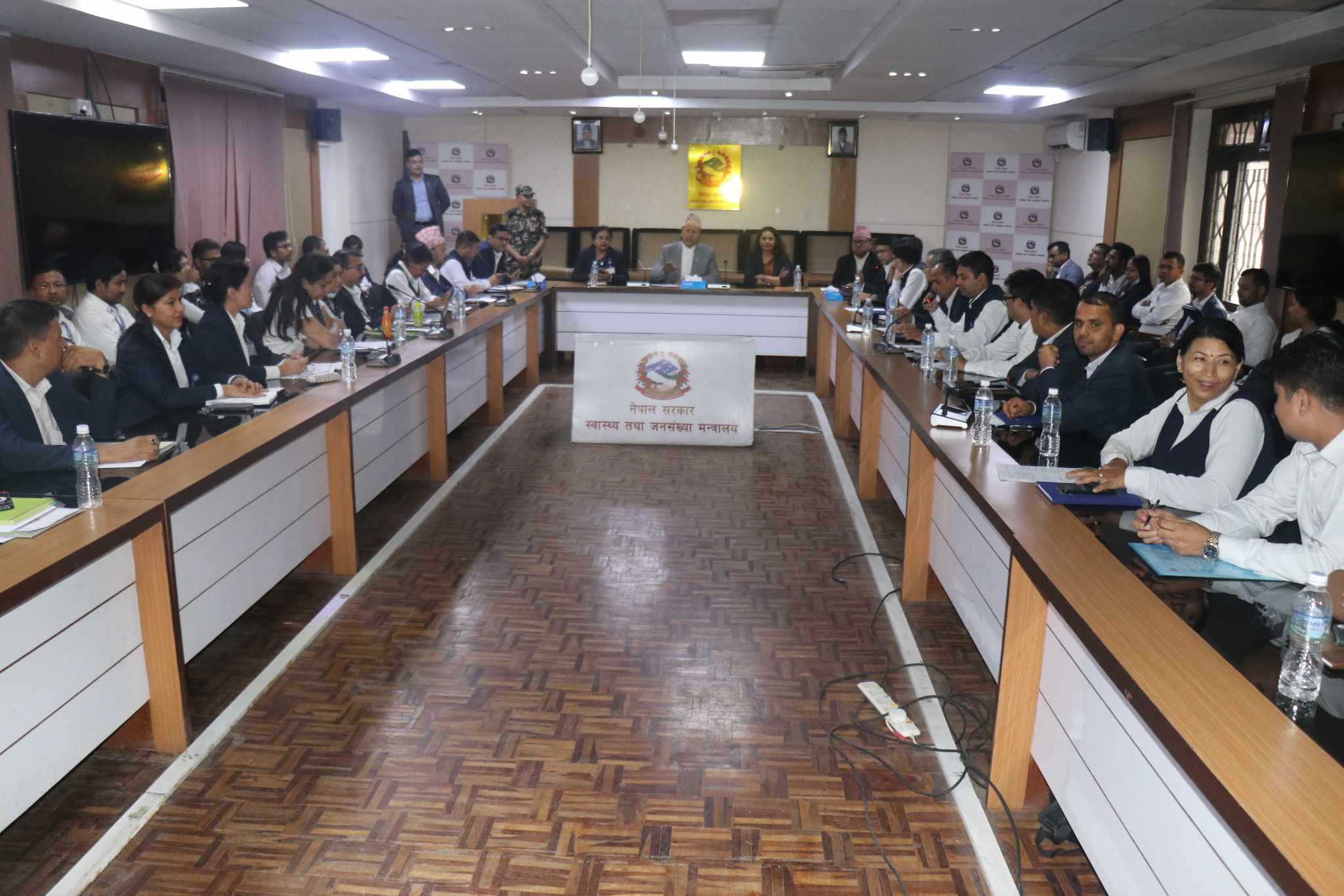 उपत्यकामा एकै दिन १०१ फार्मेसीको अनुगमन, १० फार्मेसी सिल