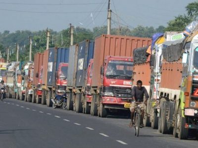 करिब साढे नौ खर्बको वस्तु आयात हुँदा डेढ खर्बको निर्यात
