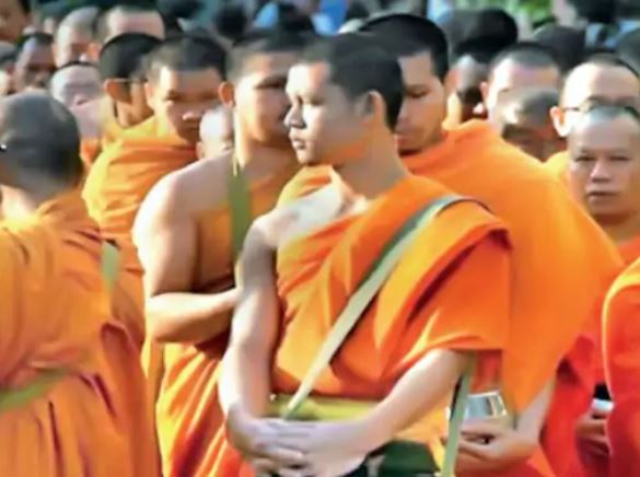 अपराधीहरु भिक्षु बन्न थाले पछि थाइल्याण्डमा बौद्ध धर्मगुरुहरु चिन्तित