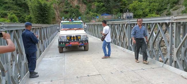 हेवाखोलामा बेलिब्रिज सञ्चालनमा आएसँगै महिना दिनपछि खुल्यो मेची राजमार्ग