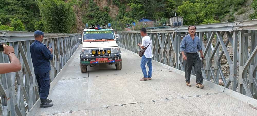 हेवाखोलामा बेलिब्रिज सञ्चालनमा आएसँगै महिना दिनपछि खुल्यो मेची राजमार्ग