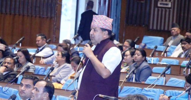 सुन तस्करी प्रकरणः कांग्रेस सांसद शर्माले मागे गृहमन्त्री र अर्थमन्त्रीको राजीनामा