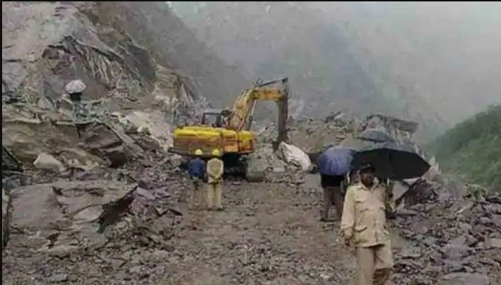 भारतकाे हिमाञ्चलमा पहिरोमा परी पश्चिम रुकुमका एकै परिवारका तीन जनाको निधन