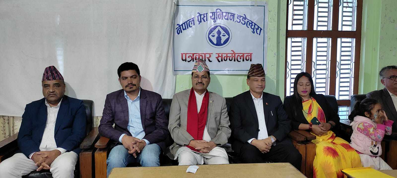 एमालेसँग कांग्रेसको संयुक्त सरकार बन्ने कुनै सम्भावना छैन् : परराष्ट्रमन्त्री