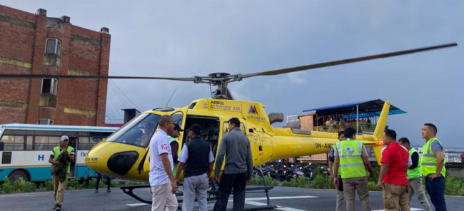 हेलिकोप्टर दुर्घटनामा निधन भएकाहरूको शव काठमाडौं ल्याइयो