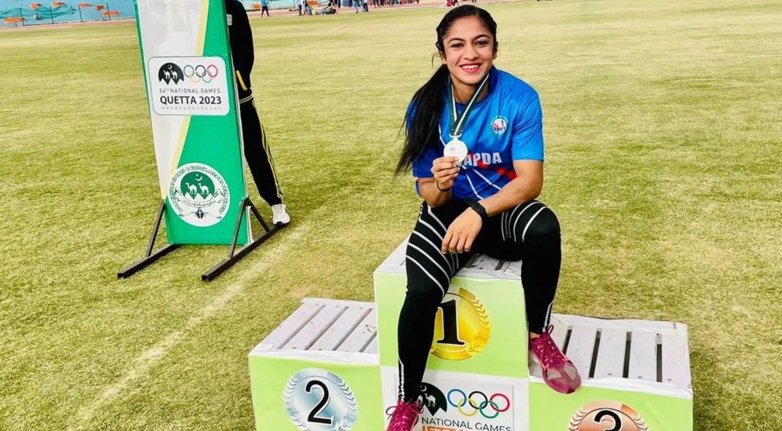 पाकिस्तानी धाविकालाई उपहारमा पाएको जुत्तावापत मूल्यभन्दा बढी कर मागियो