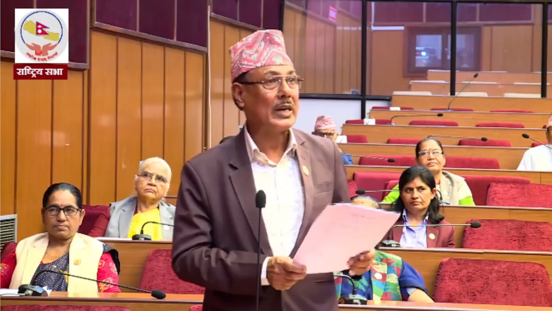 उच्च स्तरीय छानविन समिति गठनकाे माग राख्दै एमालेद्वारा राष्ट्रियसभा बैठक अवरुद्ध