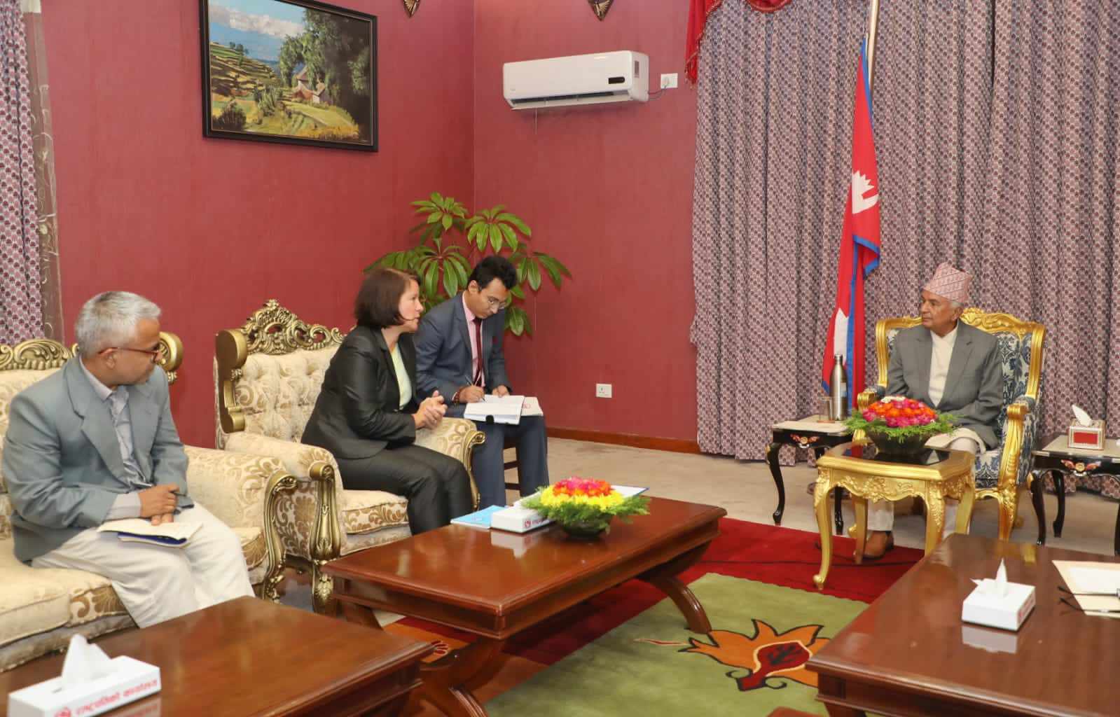 राष्ट्रपति पौडेल र इयूका राजदूतबीच भेट