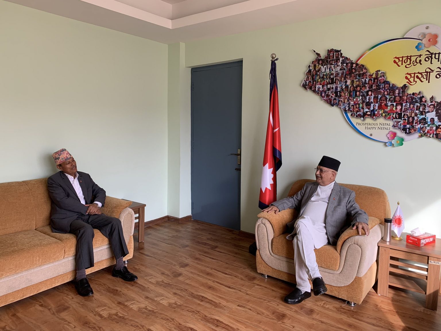 दशौं महाधिवेशनपछि पहिलोपटक भीम रावल र ओलीको भेट किन अर्थपूर्ण ?