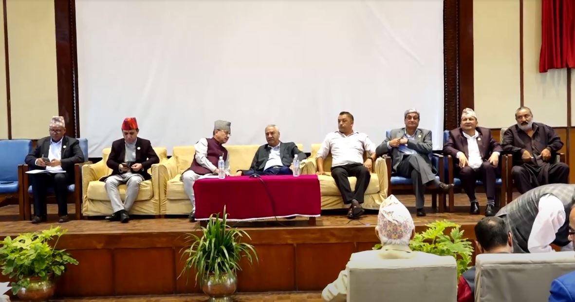 कांग्रेसमा अल्पमतको रजगज, चुनावअघि महाधिवेशन गर्ने मुडमा छैनन् पुराना नेता