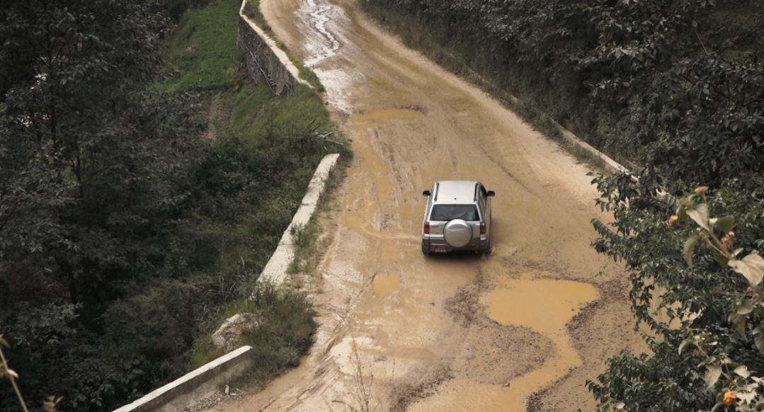 अनुगमन टोलीको निष्कर्ष, भक्तपुर-नगरकोट सडकखण्डमा कालोपत्र गुणस्तरीय देखिएन