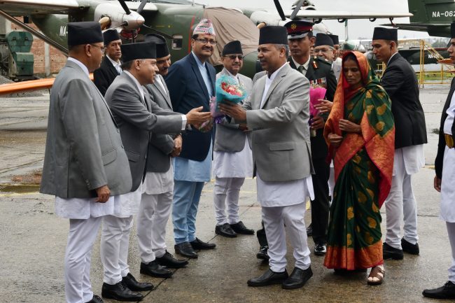 चीन भ्रमणबाट फर्किए उपराष्ट्रपति यादव