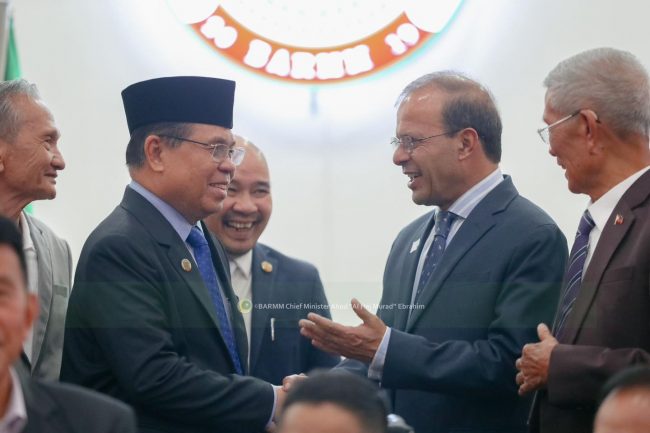 फिलिपिन्सको निर्वाचन प्रणालीसम्बन्धी कानुन निर्माणमा डा रिजाल सहभागी