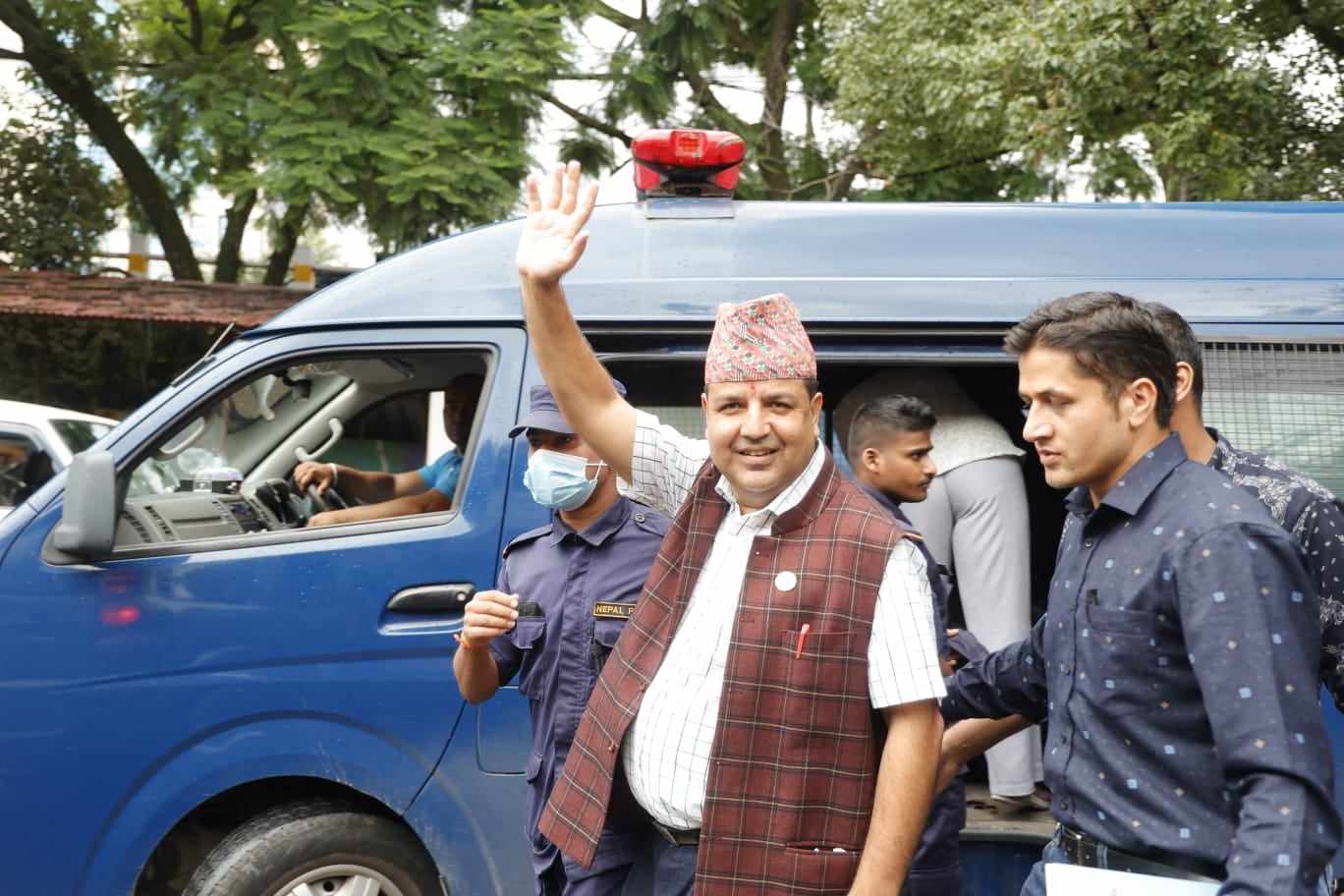 ममाथि प्रहरीले दुई पटक हातपात गर्‍यो : सुनील शर्मा