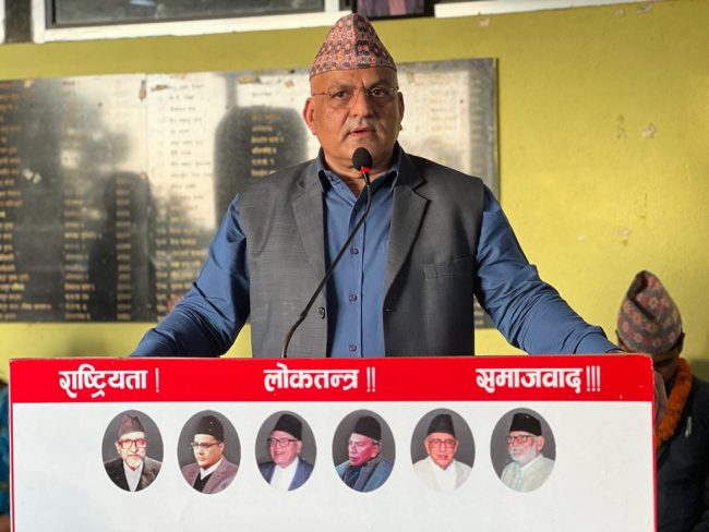 ७८ वर्ष भएका सभापतिलाई दोष दिने हैन, आफु कांग्रेस बनाउन लाग्नुहोस् : मुख्यमन्त्री पाण्डे