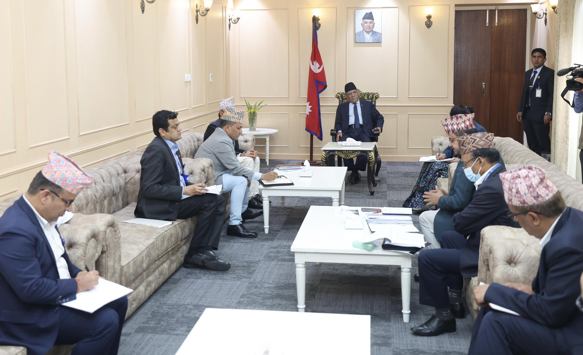 फोहोर व्यवस्थापनका लागि संघीय, प्रादेशिक र स्थानीय सरकार गम्भीर बन्नुपर्छः प्रधानमन्त्री