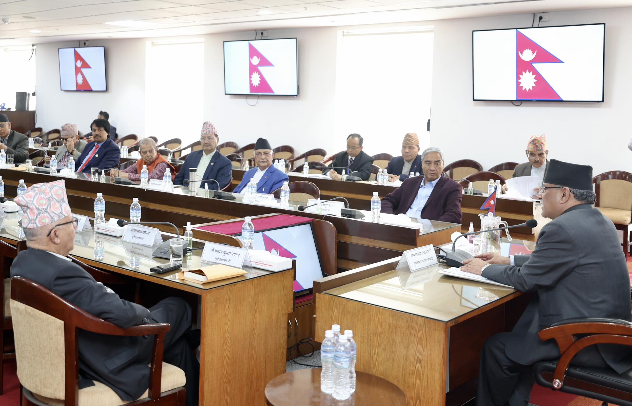 सर्वदलीय बैठकमा प्रधानमन्त्रीले भने-चीन भ्रमण फलदायी र प्रभावकारी हुन्छ