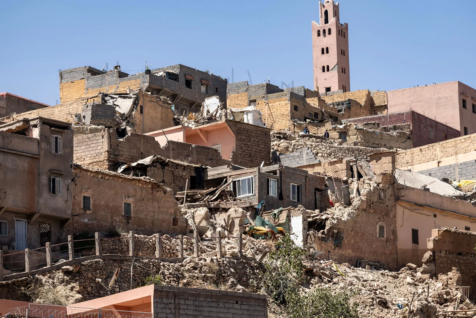 भूकम्पअघि मोरक्कोमा देखियो अनौठो प्रकाश, के यो विनाश मानव सिर्जित थियो ?
