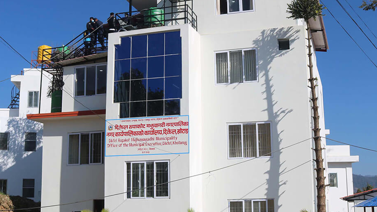 दिक्तेल बजारमा ‘मुन्दुम अन्तर्राष्ट्रिय चित्रकला कार्यशाला तथा प्रदर्शनी’ हुँदै