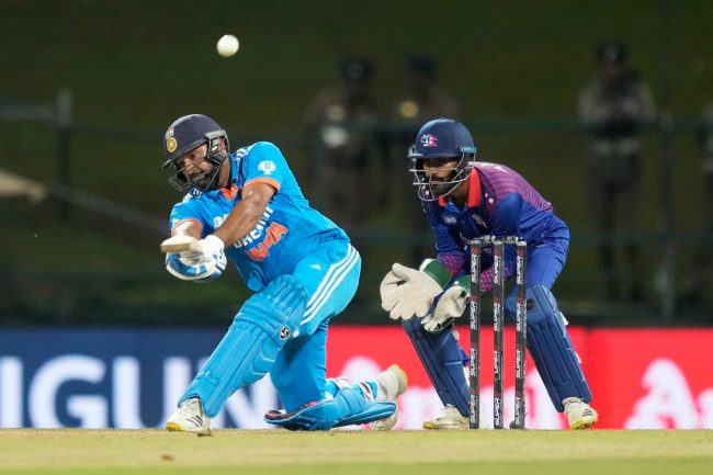 नेपाललाई १० विकेटले हराउँदै भारत सुपर चारमा