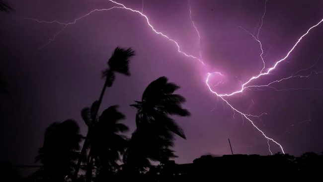 पश्चिम नवलपरासीमा चट्याङ लागेर महिलाको मृत्यु