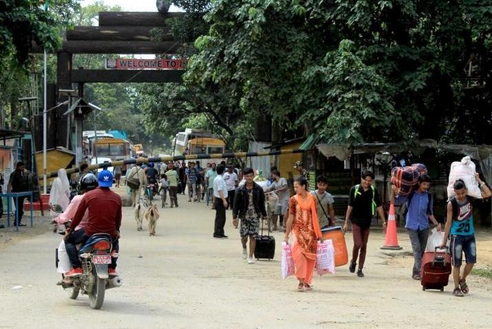 भारतीय रुपैयाँको भारतमै कम मूल्यमा कारोबार, ठगिँदै सुदूरपश्चिमका नेपाली