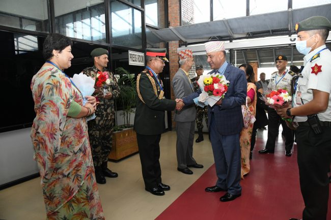 प्रधानसेनापति शर्मा बेलायत प्रस्थान