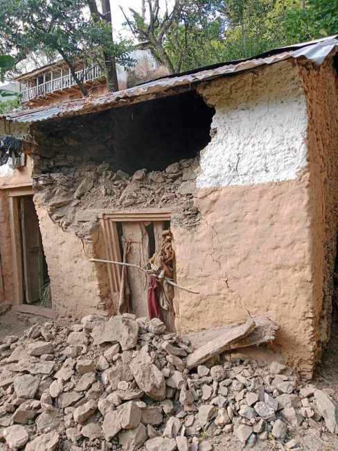 सुदूरपश्चिम प्रदेशमा भुकम्पको झट्का, बझाङका केही घरमा क्षति