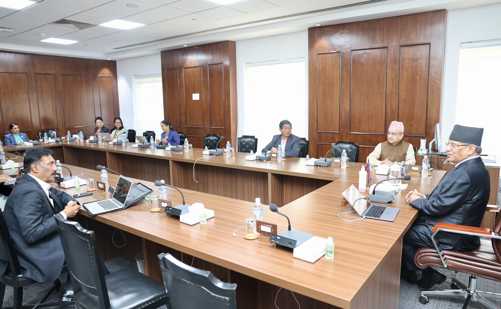 मन्त्रिपरिषदमा उपप्रधानमन्त्री श्रेष्ठको स्वास्थ्य अवस्थाबारे प्रधानमन्त्रीको ‘ब्रिफिङ’