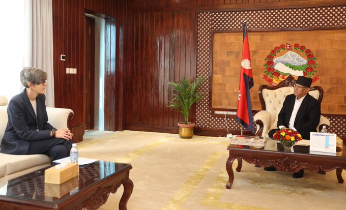 प्रधानमन्त्री र नवनियुक्त स्विस राजदूतबीच भेटवार्ता