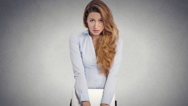 यी ५ बानीले गर्छ तपाईको आत्मविश्वास कम, छोड्नुहोस् आजै यी बानी