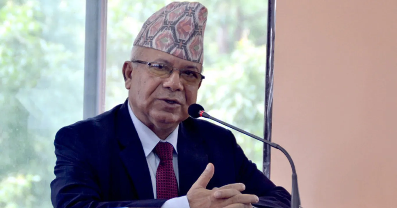 चीनबाट फर्किए माधव नेपाल