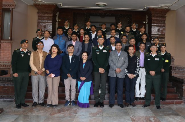 नेपाली सेनाको आयोजनामा रक्षा संवाददातालाई अभिमुखीकरण