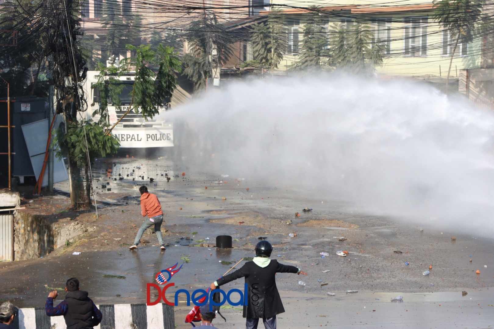 दुर्गा प्रसाईं समर्थक आन्दोलनकारी धमाधम पक्राउ