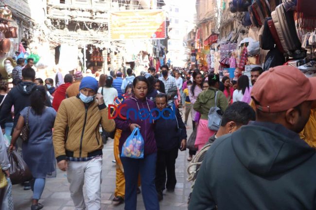 बजारमा तिहारको चहलपहल (फोटोफिचर)