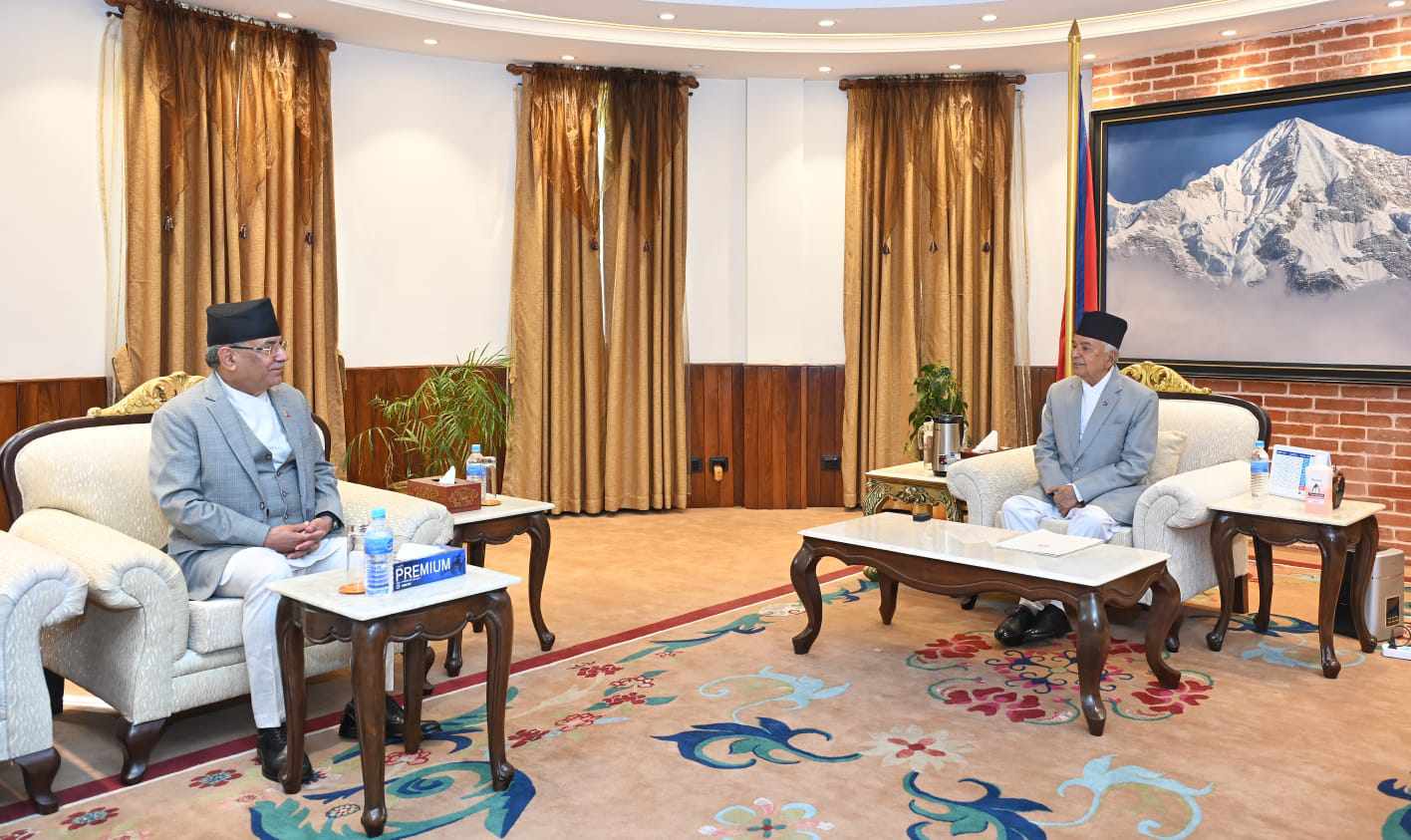युएई जानुअघि राष्ट्रपति पौडेलसँग प्रधानमन्त्रीको भेट