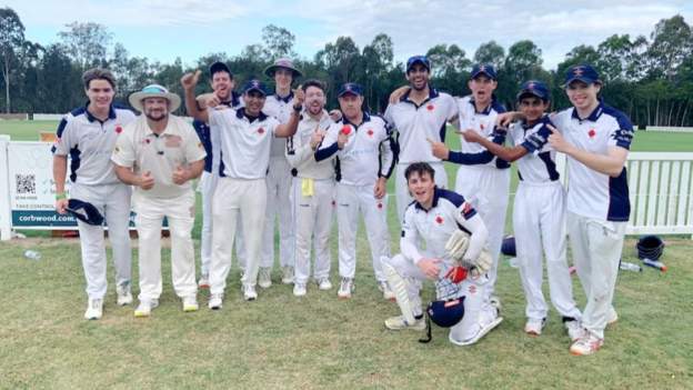 उदाउँदा बलरले १ ओभरका ६ बलमा सबै ६ विकेट लिएर इतिहास रचे