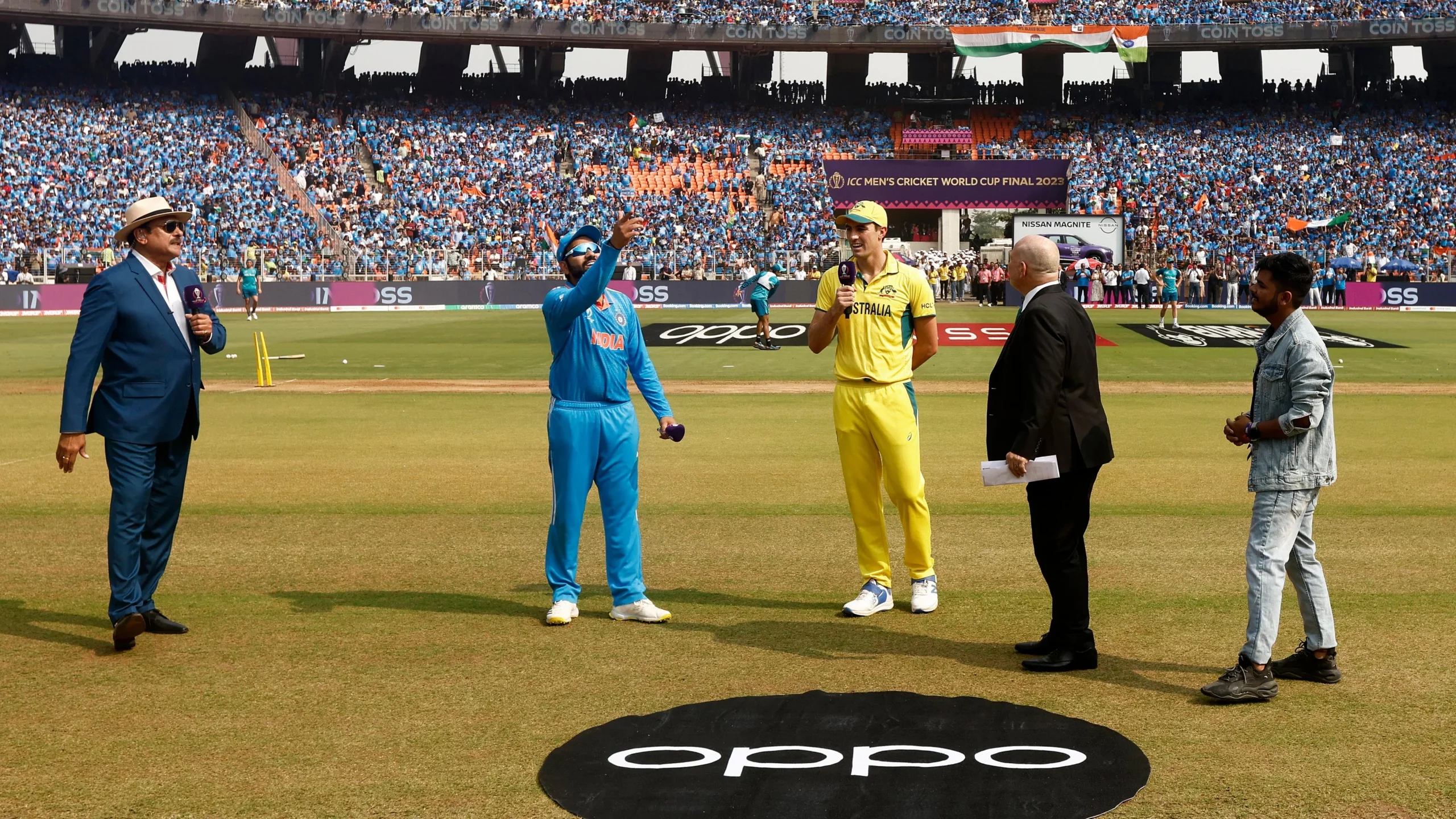 विश्वकप फाइनल : अस्ट्रेलियाले टस जितेर बलिङ रोज्यो