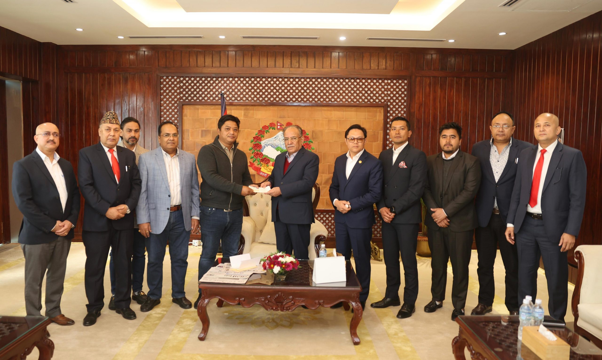 पर्यटन मन्त्रालयका विभिन्न संघसंस्थाहरुबाट ४ करोड प्रधानमन्त्री राहत कोषमा सहयोग