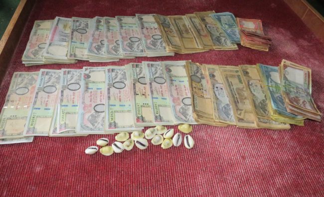 तिहारमा जुवातास खेल्ने एक सय ६५ पक्राउ, ३५ लाख बरामद