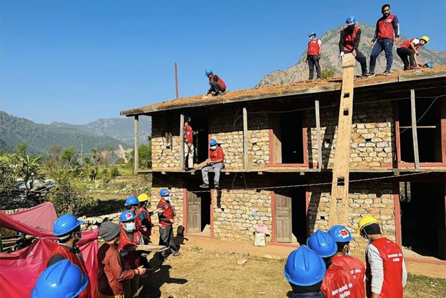 रुकुम पश्चिममा भूकम्पपीडितका लागि दश हजार अस्थायी आवास निर्माण