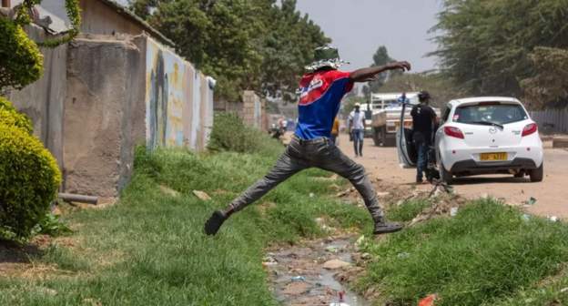 जिम्बाब्वेमा हैजाको प्रकोपका कारण संकटकाल घोषणा