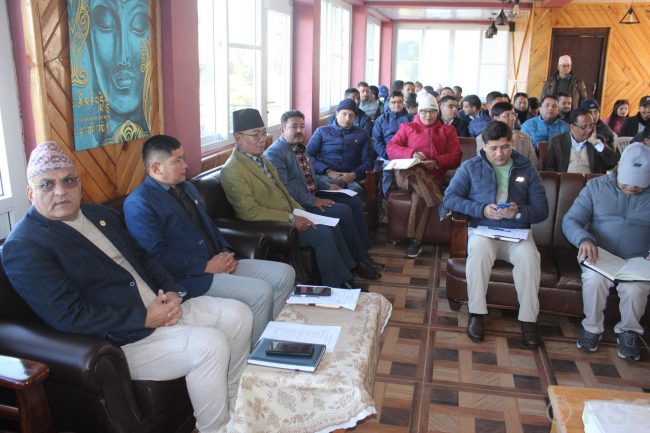 संघीयता र प्रदेश सरकारप्रति उठेका प्रश्नको जवाफ काम गरेर दिन मुख्यमन्त्री पाण्डेको निर्देशन