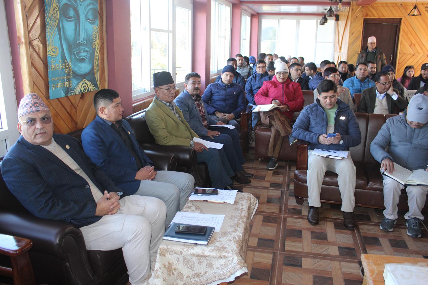 संघीयता र प्रदेश सरकारप्रति उठेका प्रश्नको जवाफ काम गरेर दिन मुख्यमन्त्री पाण्डेको निर्देशन